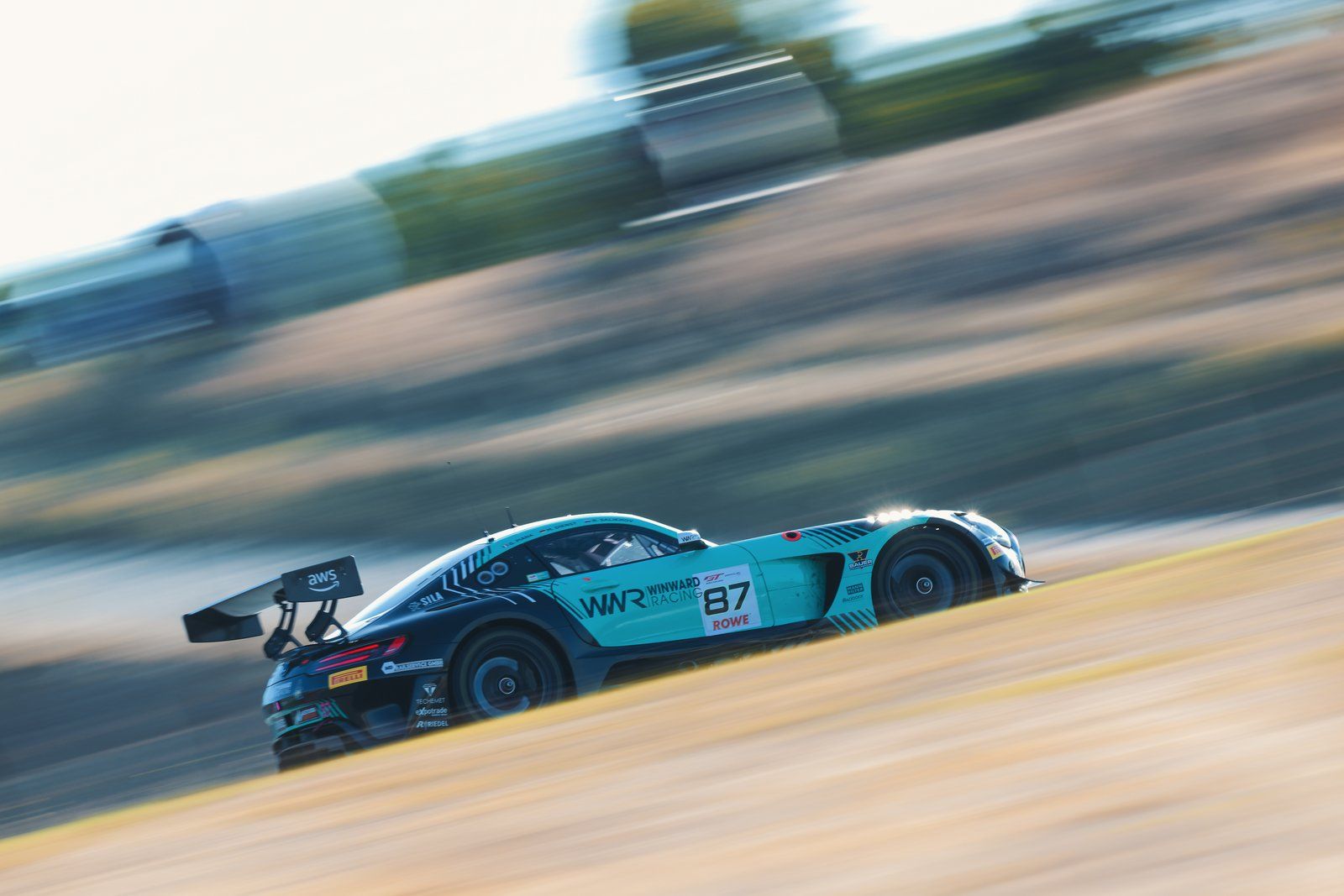 Winward Racing Mercedes-AMG GT3 at speed